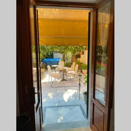 Apartment Exceptional 180m2 Newly Decorated Private Apartmen