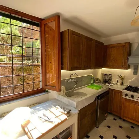 Exceptional 180m2 Newly Decorated Private Apartmen Apartment