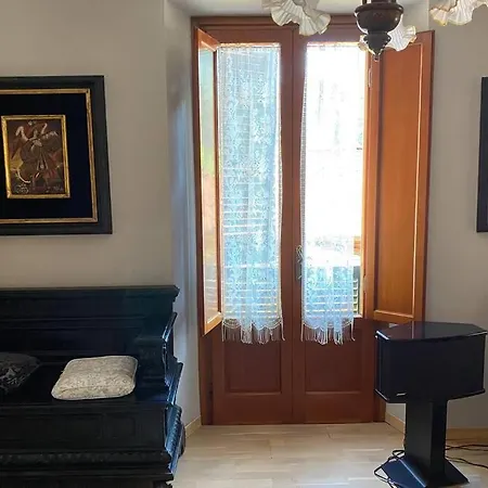 Apartment Exceptional 180m2 Newly Decorated Private Apartmen