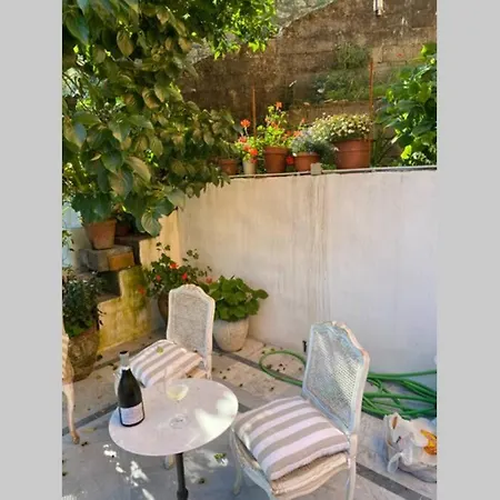 Exceptional 180m2 Newly Decorated Private Apartmen Apartment *